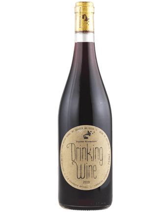 2019 Express Winemakers Drinking Wine